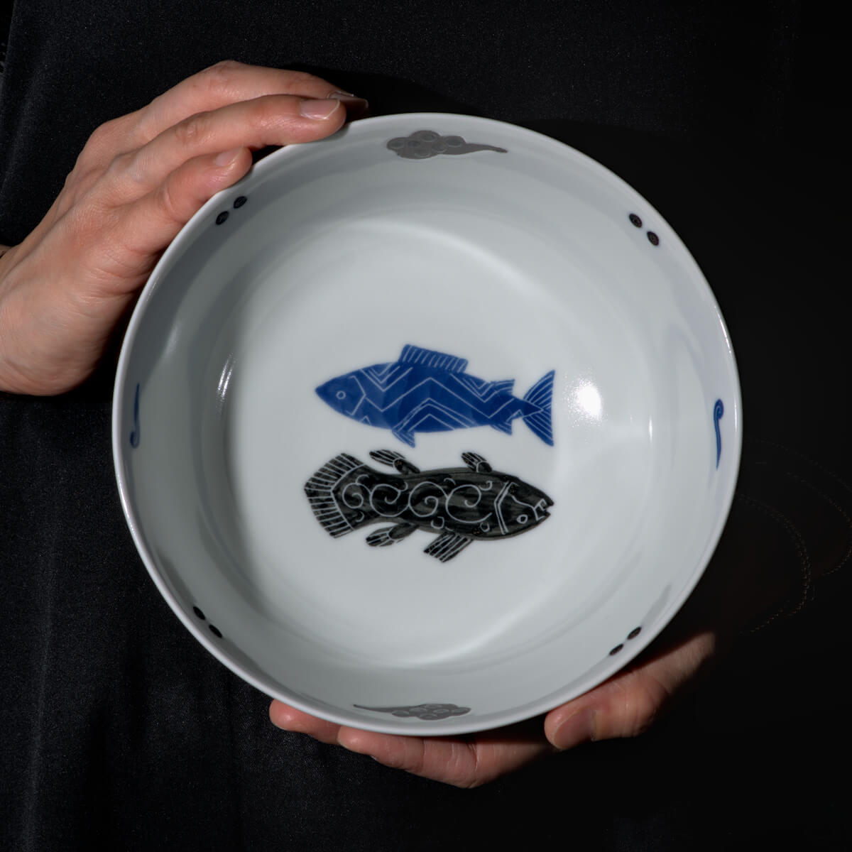 Bol à ramen Deux poissons noir – Image 2
